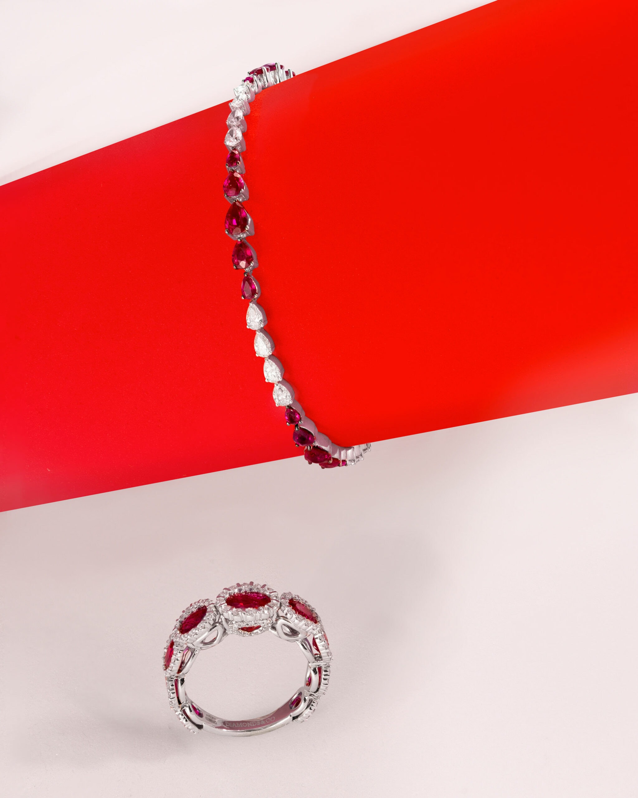Diamonds&Co Shooting-Schmuck, rotes Farbkonzept – 8